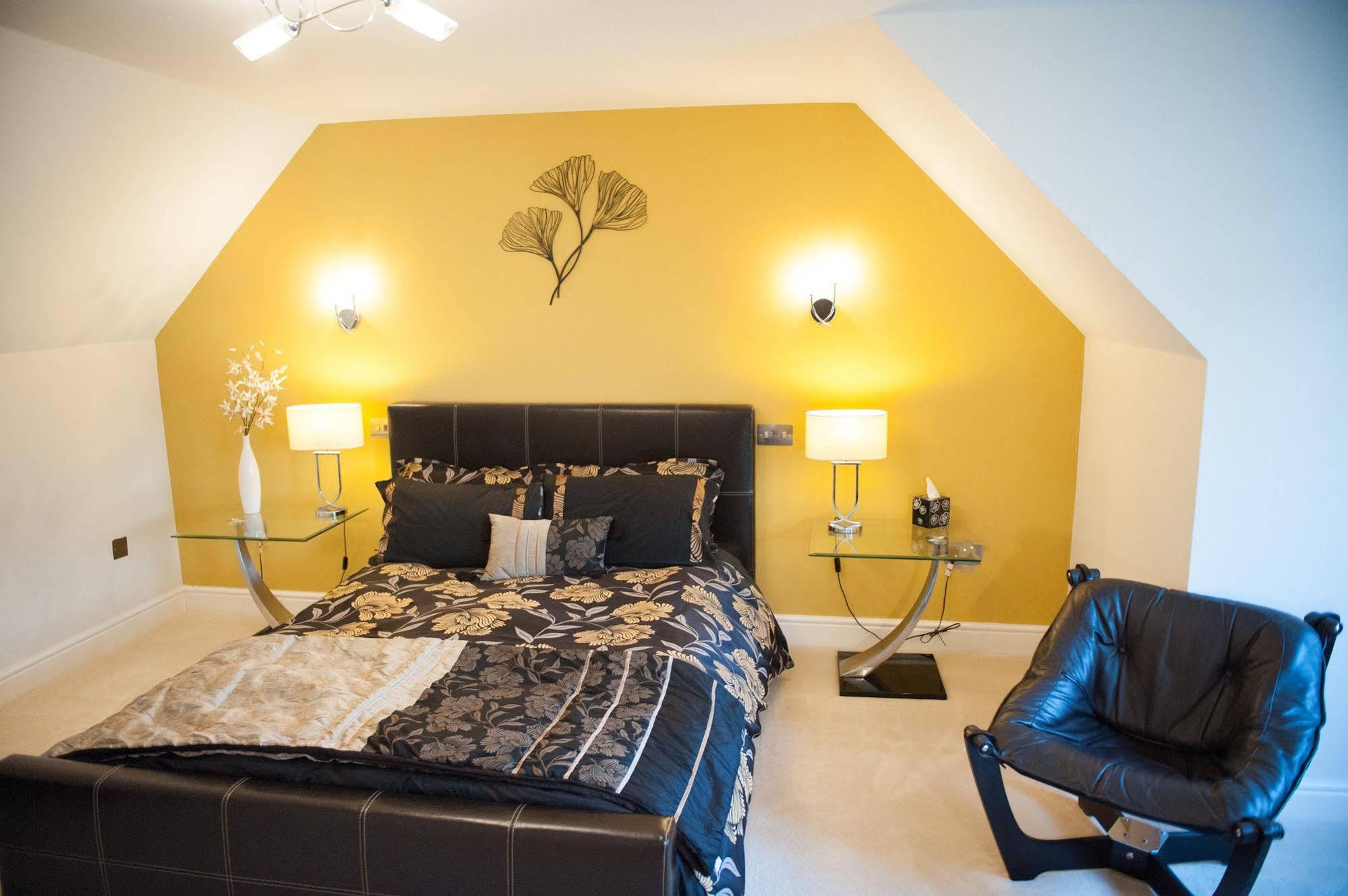 Homelands Apartment Τσέλτενχαμ Εξωτερικό φωτογραφία
